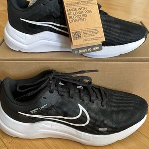 Nike Women’s downshifter